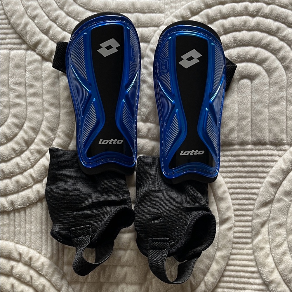 OTTO Boys Blue Shin Guards with Ankle Sleeves